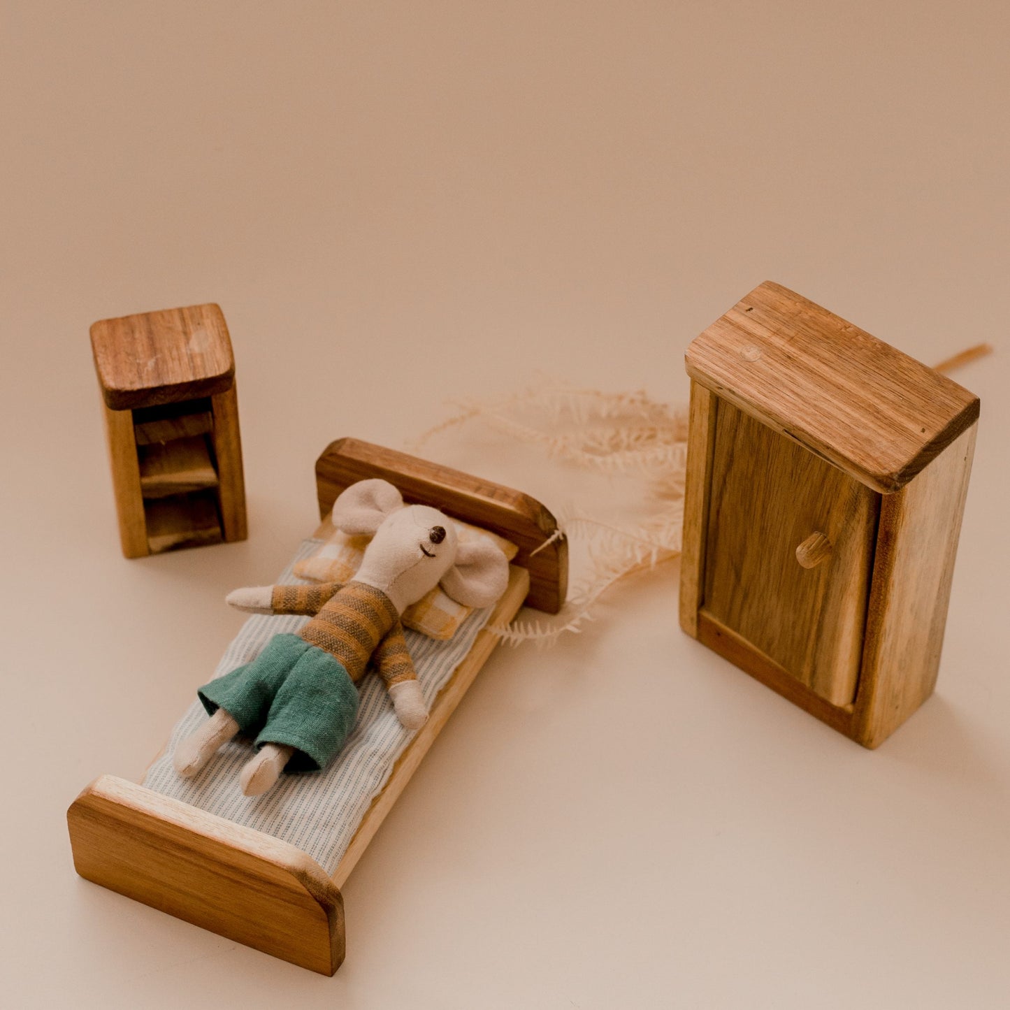 NNEDSZ Doll Bedroom Furniture-0