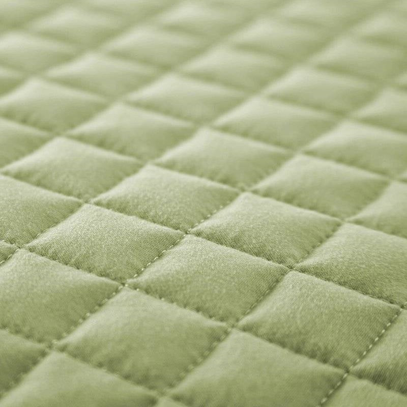 Full/Queen Lightweight Sage Ultra Soft 3-Piece Microfiber Quilt Set-3
